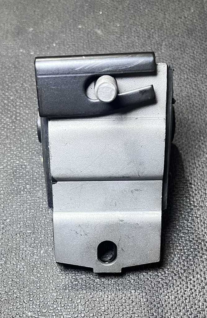 [AE-08-EM2572] Base de Motor