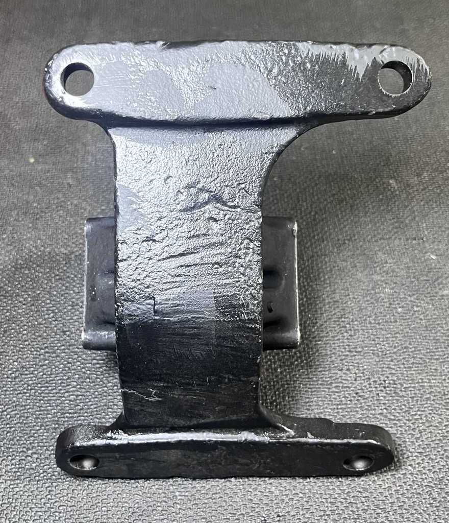 [AE-08-EM3012] Base de Motor / Derecho