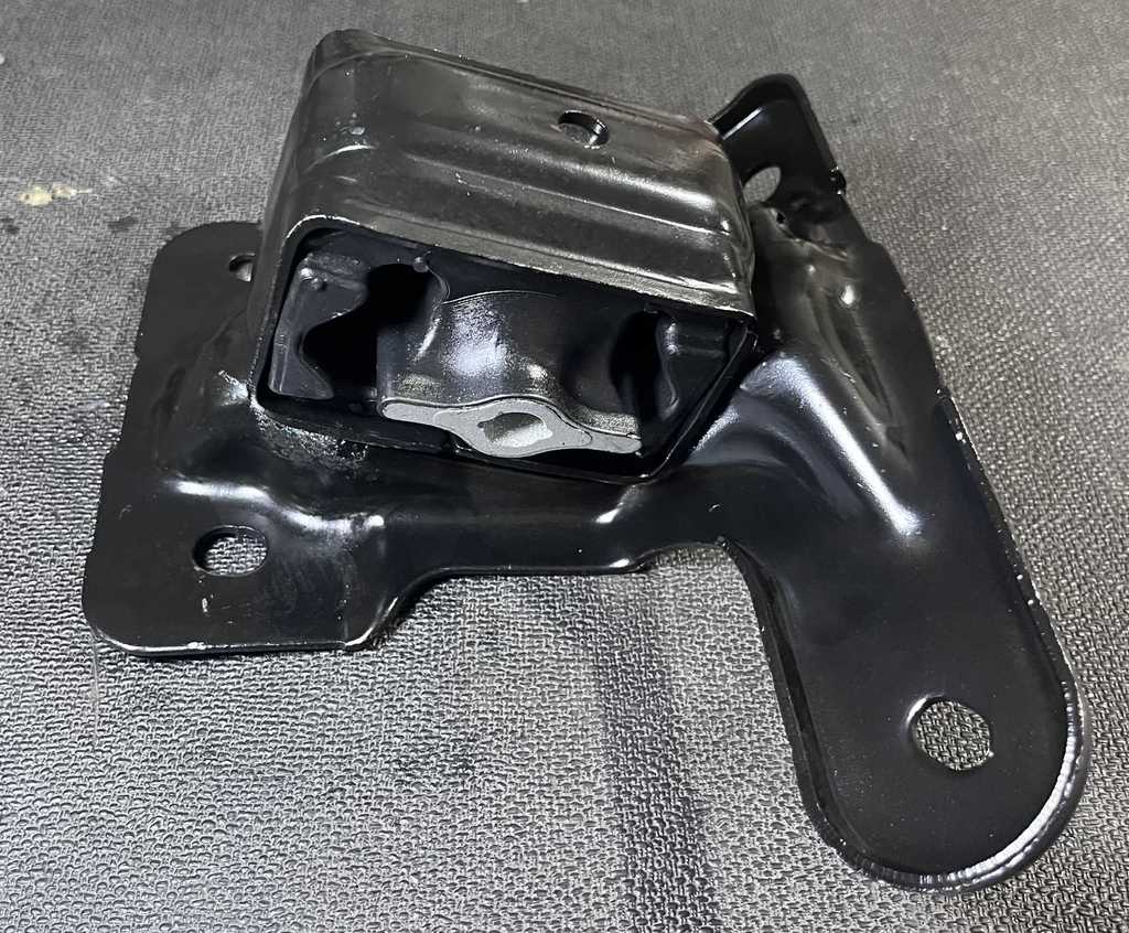 [AE-08-A5547] Base de Motor / Derecho