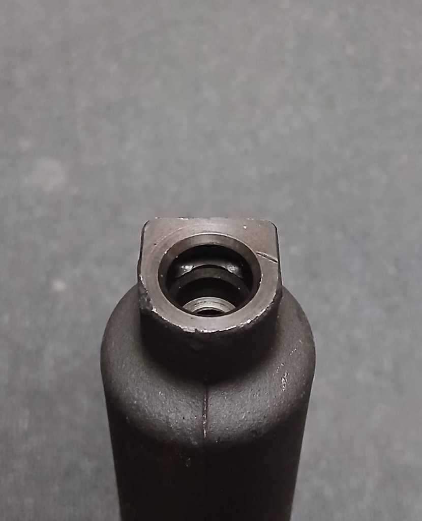 [AE-13-CS650157] Bombín de Clutche / Inferior