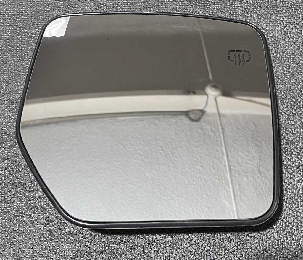 [AE-05-CH1325104] Espejo de Retrovisor / Derecho