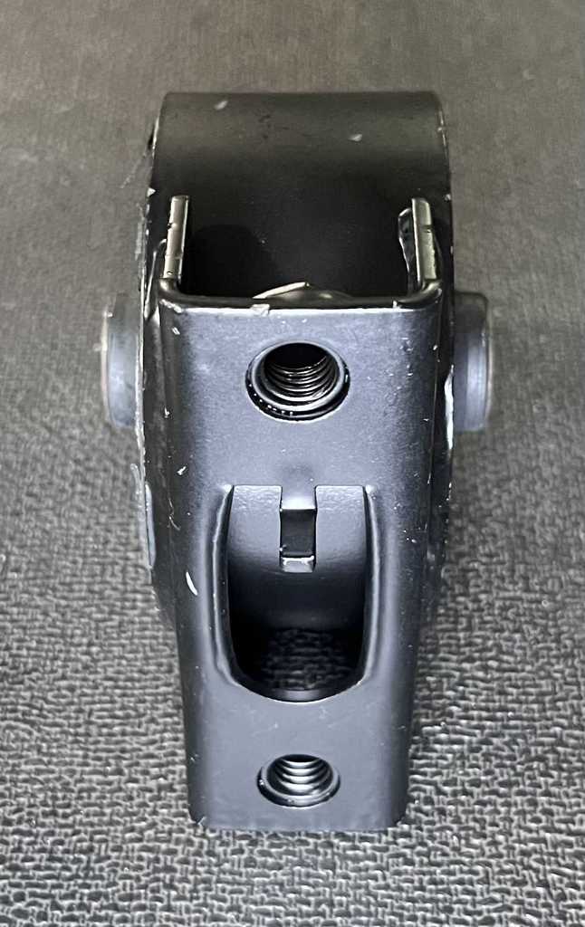[AE-08-EM3131] Base de Motor / Delantero