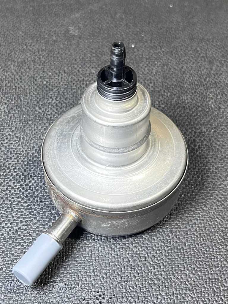 [AE-03-KL626] Filtro Regulador de Gasolina