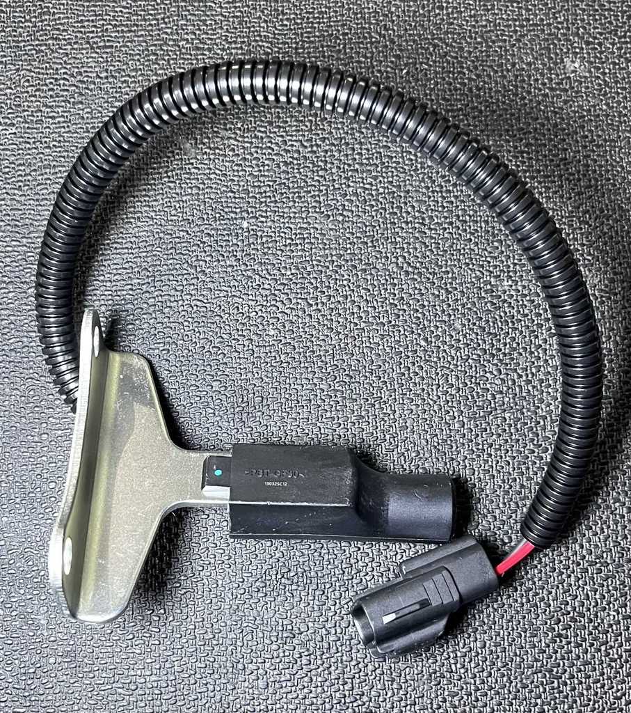 [AE-10-PC127] Sensor de Cigüeñal