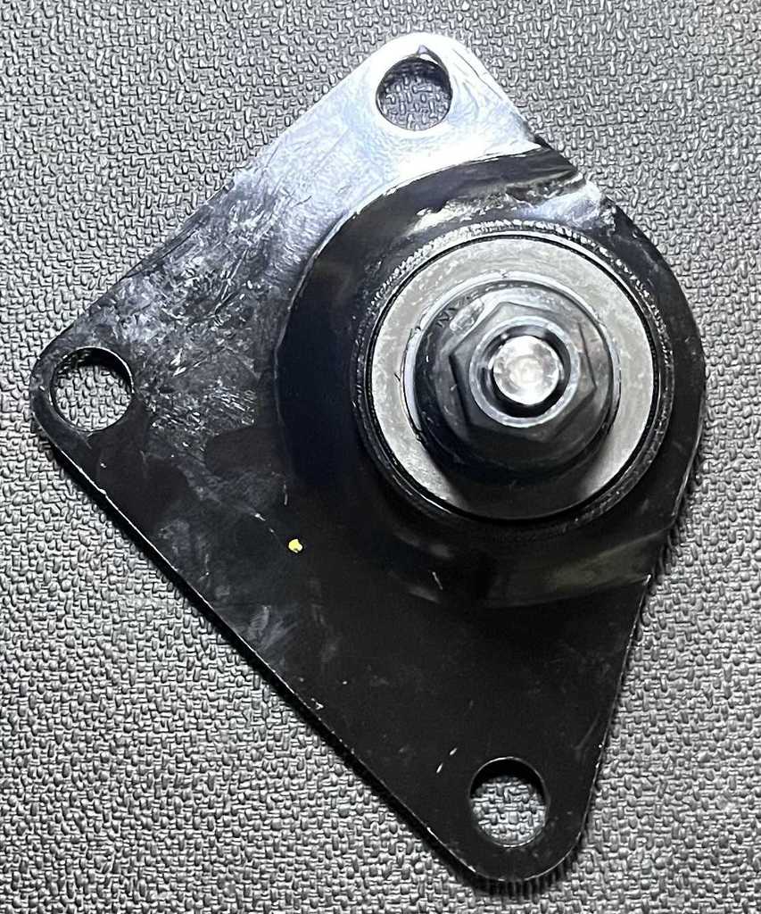 [AE-11-K7450] Muñón / Trasero / Superior