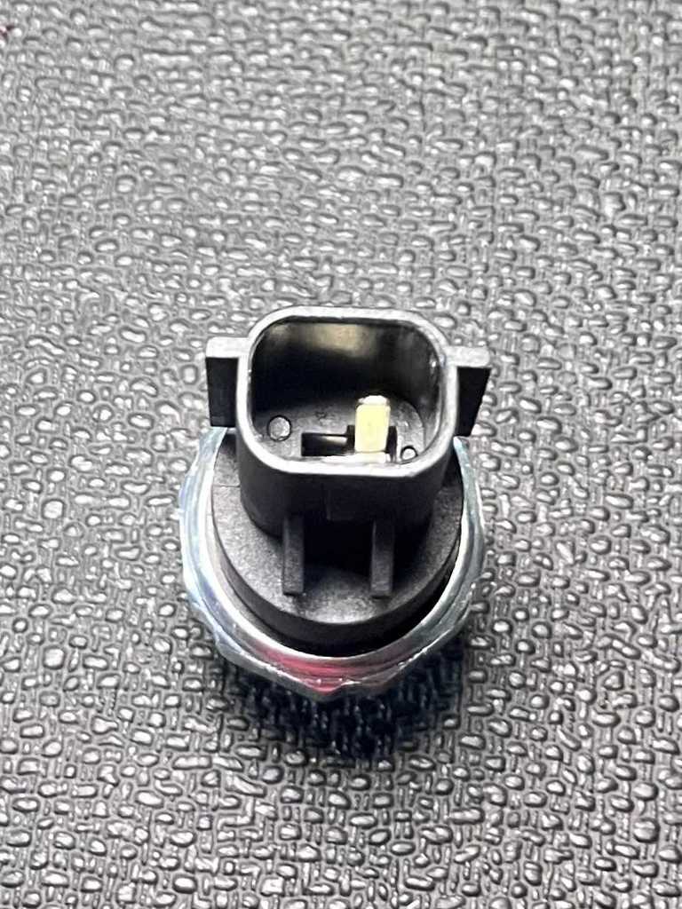 [AE-10-PS287] Sensor de Presión de Aceite
