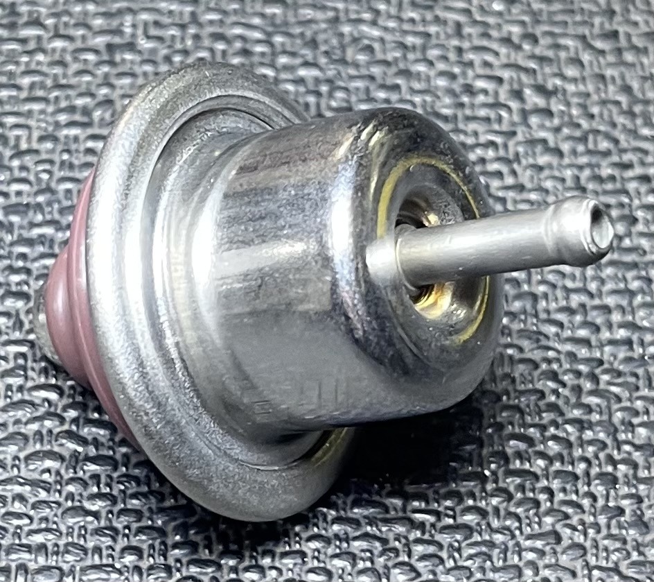 [AE-03-PR210] Filtro Regulador de Gasolina