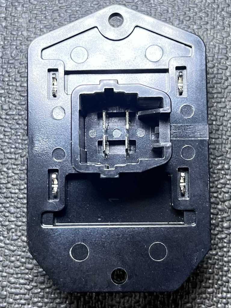 [AE-02-RU560] Resistencia de Aire Acondicionado