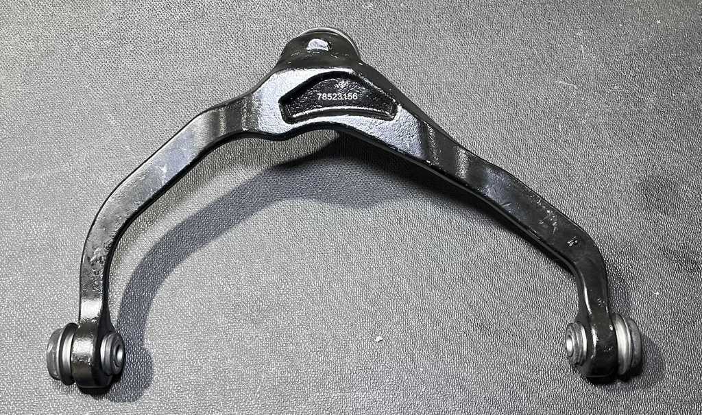 [AE-11-RK621565] Meseta de Suspensión / Delantera / Superior / Derecha