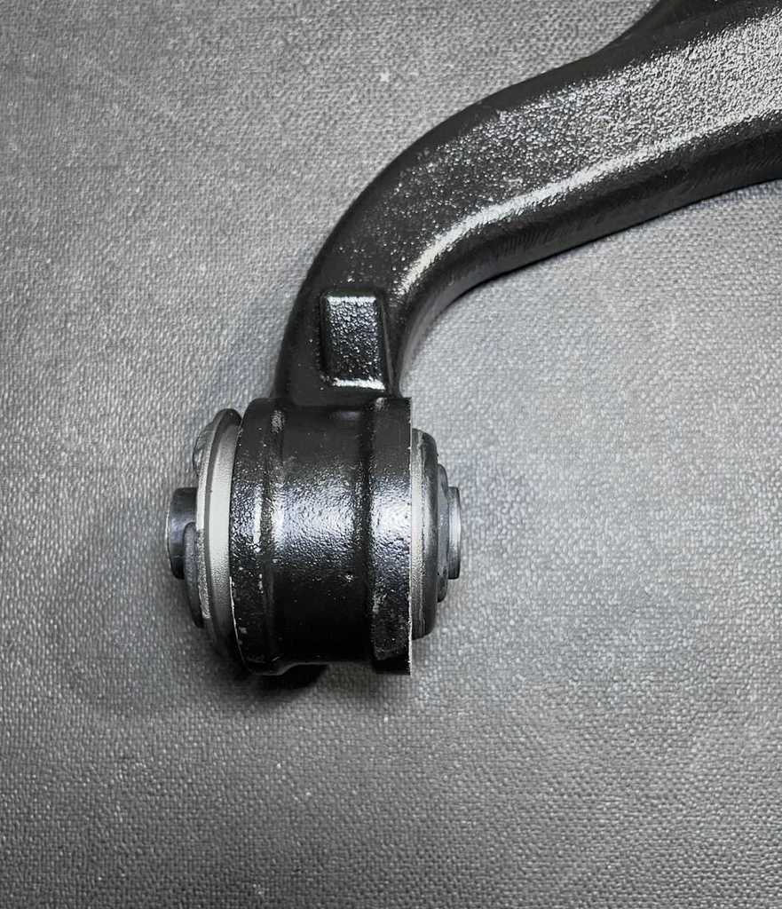 [AE-11-RK622148] Meseta de Suspensión / Delantera / Inferior / Izquierda
