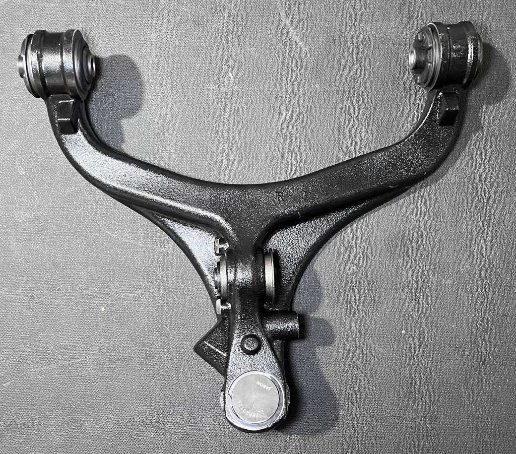 [AE-11-RK622147] Meseta de Suspensión / Delantera / Inferior / Derecha