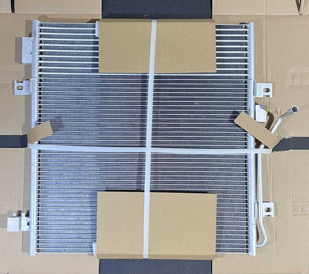 [AE-02-3683] Condensador A/C