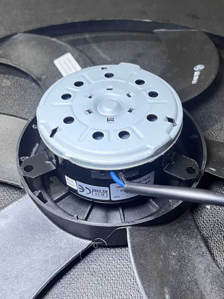 [AE-09-622690M] Electroventilador