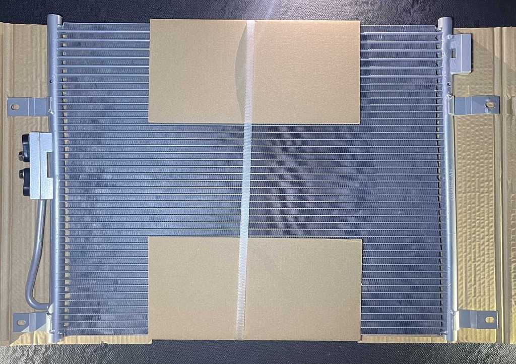 [AE-02-3259] Condensador A/C