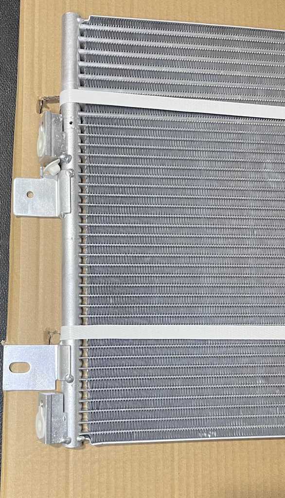 [AE-02-3586] Condensador A/C
