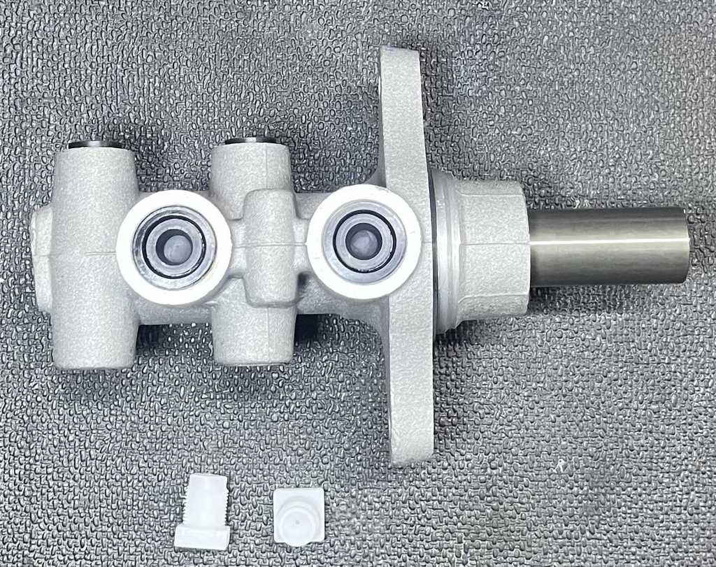 [AE-06-MC391066] Bomba de Freno