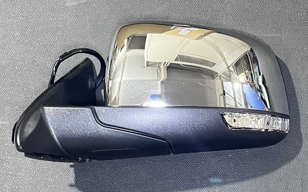 [AE-05-CH1320358] Retrovisor Completo / Izquierdo