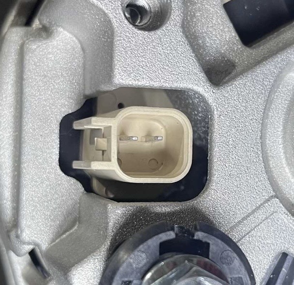 [AE-04-15728] Alternador