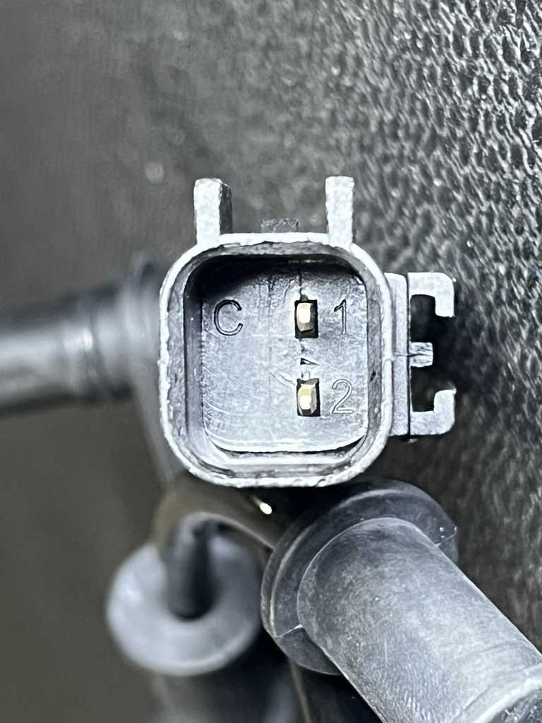 [AE-10-ALS2242] Sensor de ABS / Delantero / 4X2