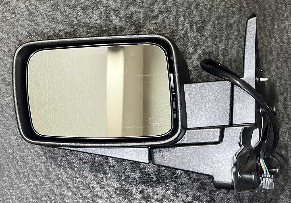 [AE-05-CH1320276] Retrovisor Completo / Izquierdo