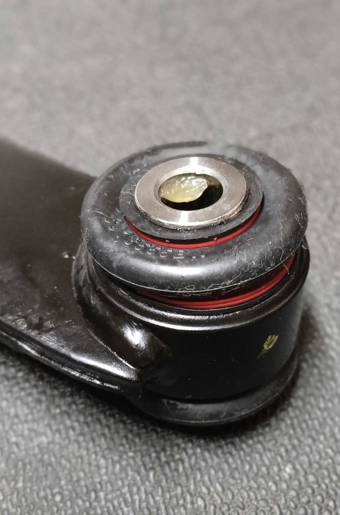 [AE-11-RK641281] Brazo de Suspensión / Trasero / Superior
