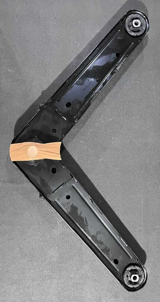 [AE-11-RK621376] Meseta de Suspensión / Trasera / Superior