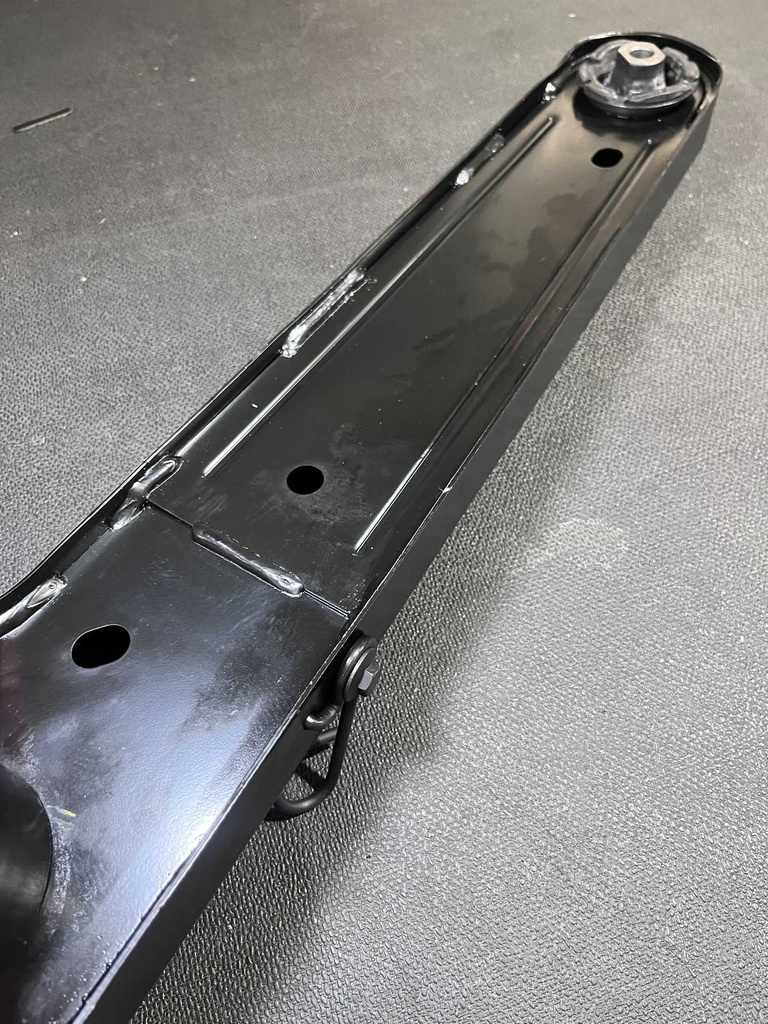 [AE-11-RK621376] Meseta de Suspensión / Trasera / Superior