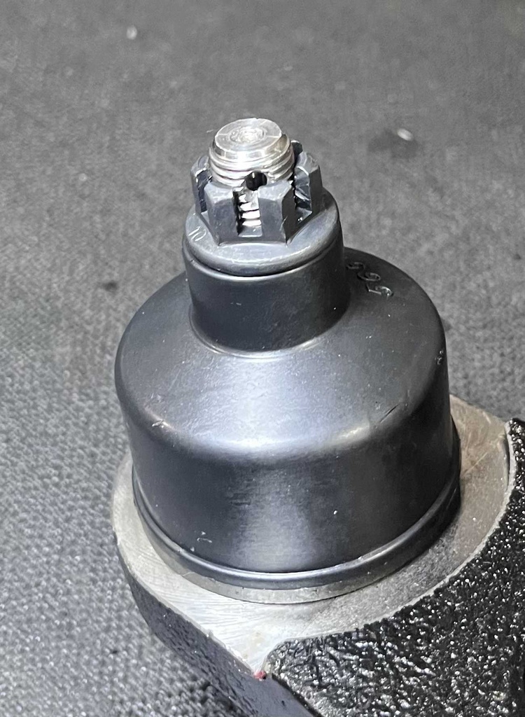 [AE-11-RK621375] Meseta de Suspensión / Delantera / Inferior / Izquierda