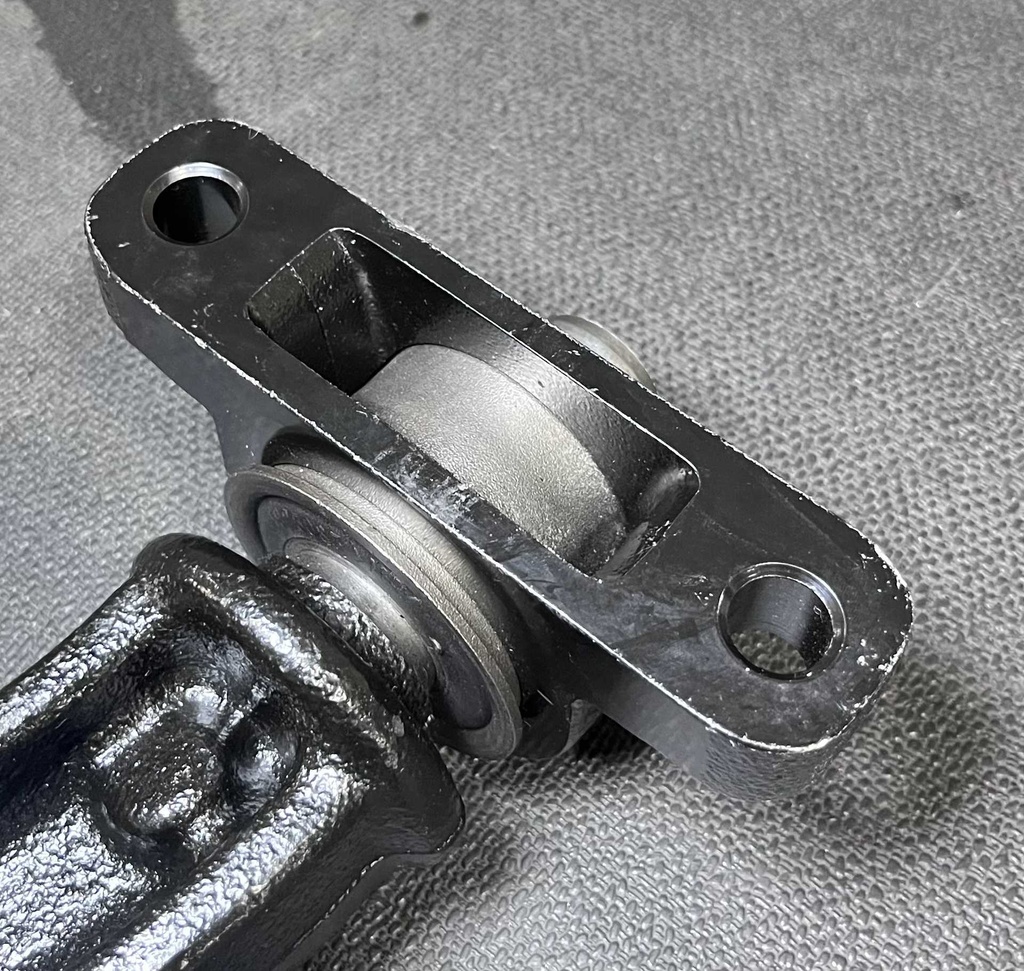 [AE-11-RK621375] Meseta de Suspensión / Delantera / Inferior / Izquierda