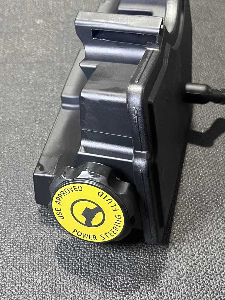 [AE-12-7330111R] Depósito de Bomba de Dirección