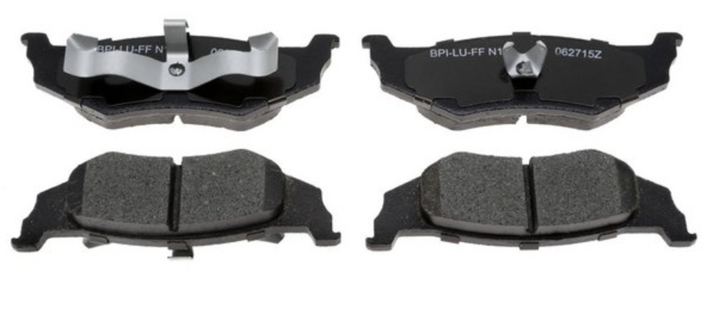 Pastillas de Freno /  Trasero / Semi-Metálica